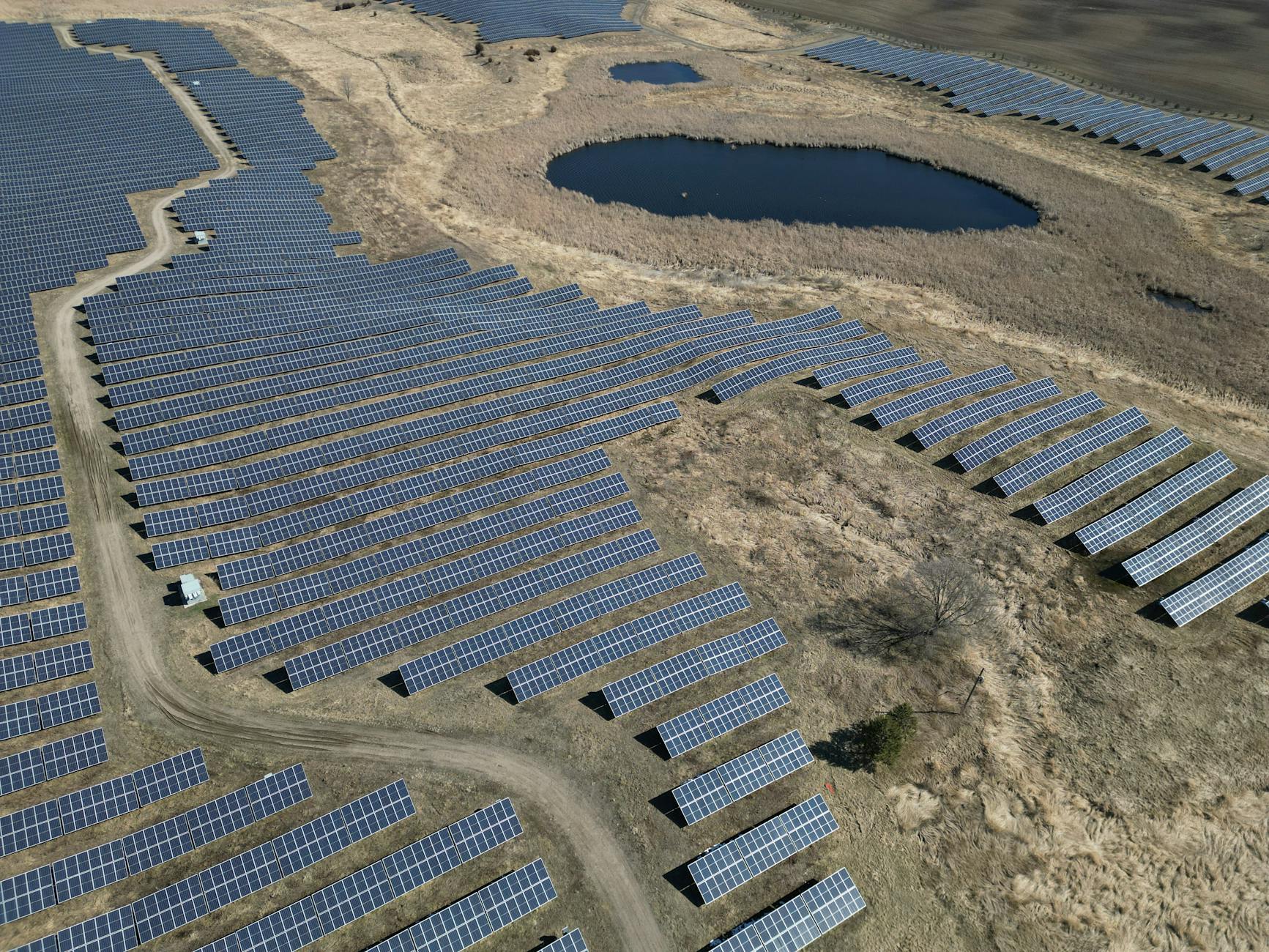 Aerial thermal sweep across a solar PV fleet